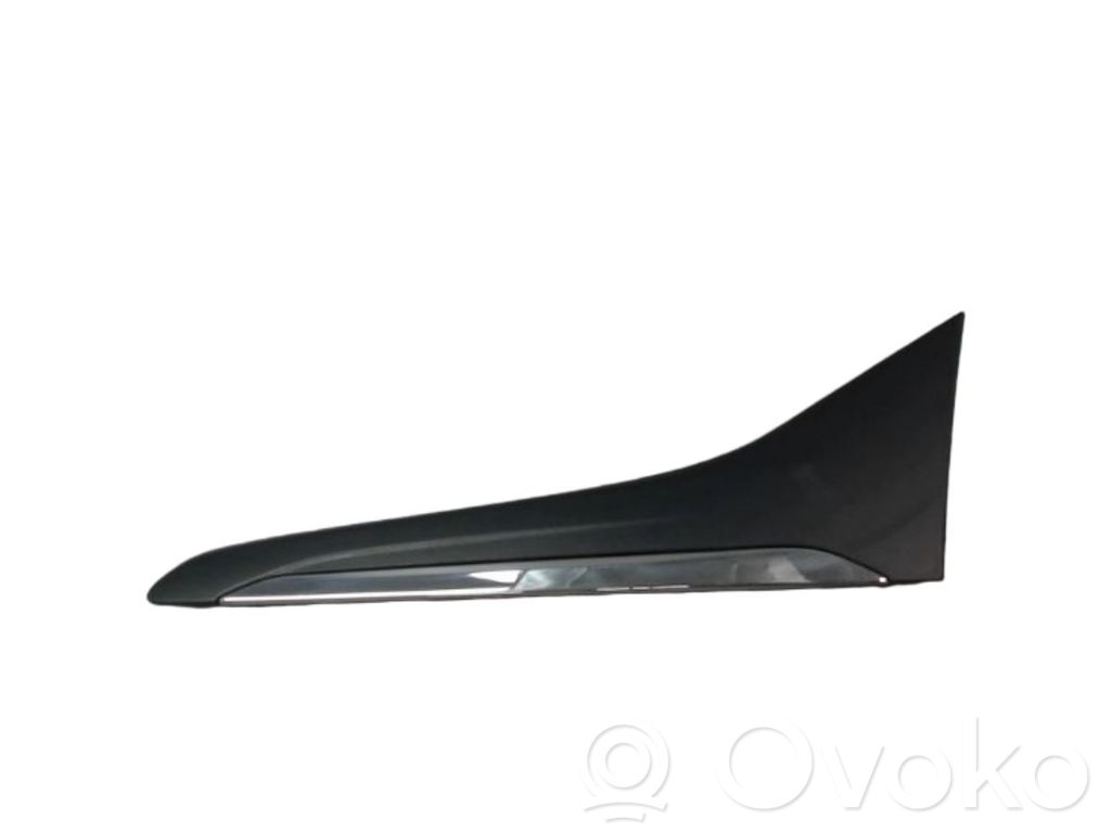 Peugeot 108 Rivestimento passaruota anteriore 