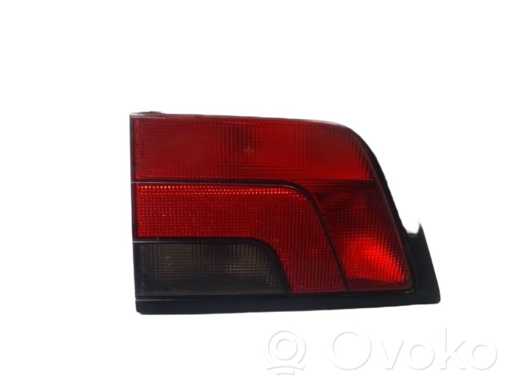 Peugeot 806 Lampy tylnej klapy bagażnika