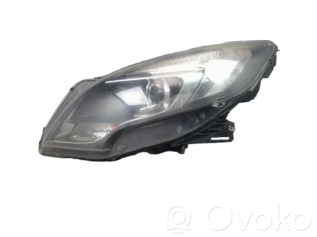 Opel Zafira C Phare frontale