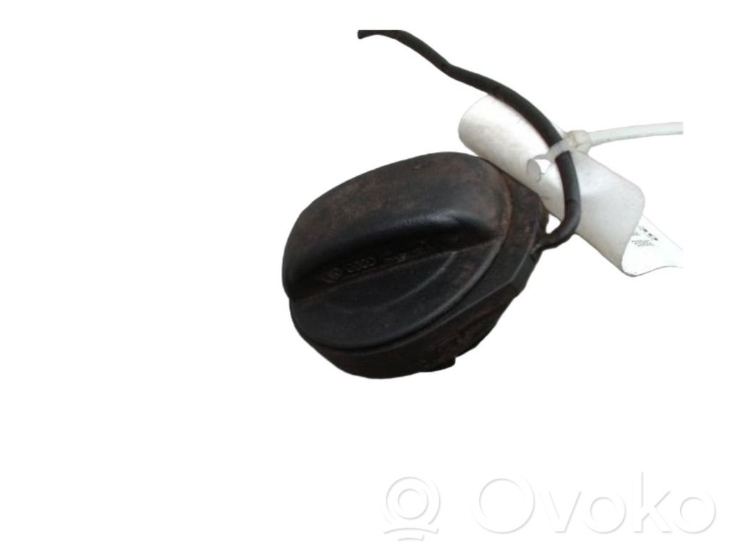 Seat Arona Tappo del serbatoio del carburante
