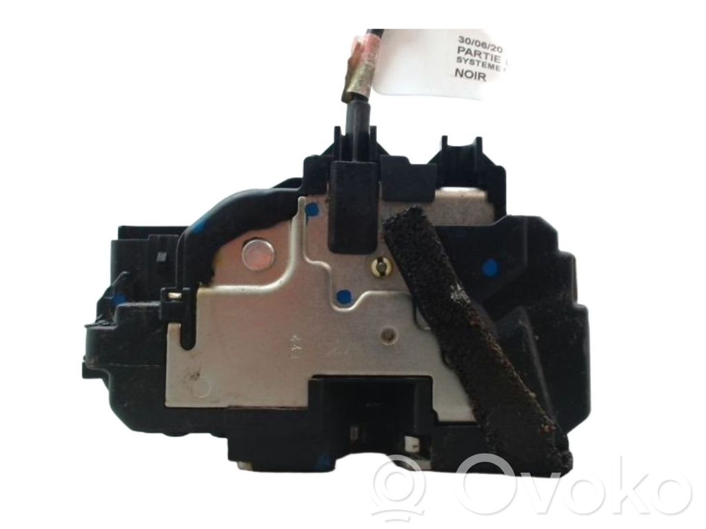 Nissan Note (E12) Serrure de porte avant 