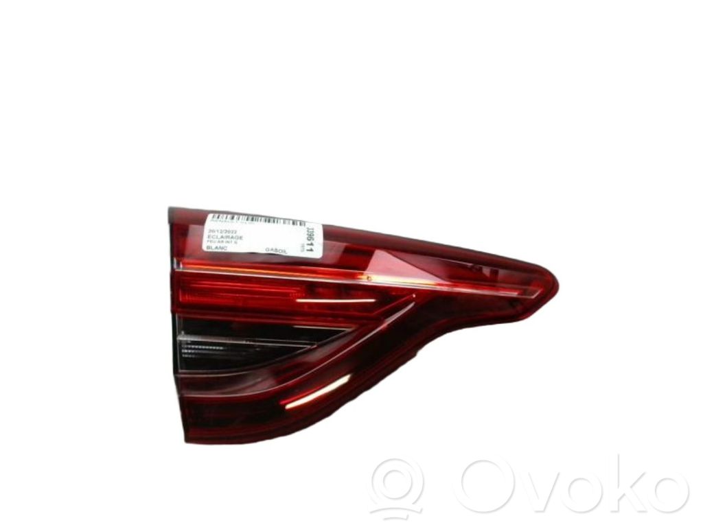 Renault Clio V Takaluukun takavalot