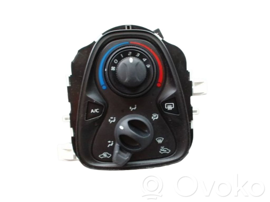 Toyota Aygo AB40 Panel klimatyzacji 