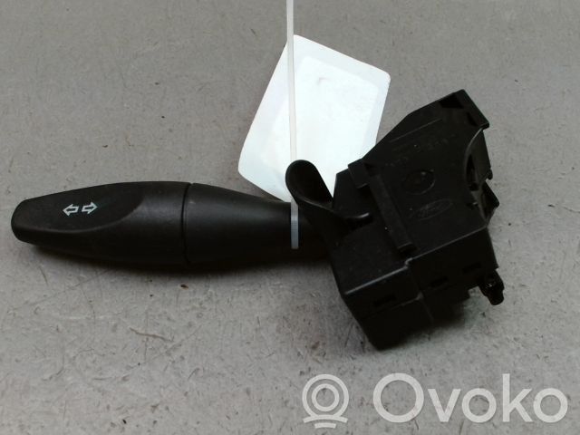 Ford Fusion Manetă semnalizator