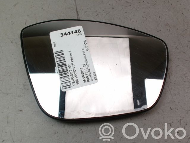Peugeot 208 I Vetro specchietto retrovisore