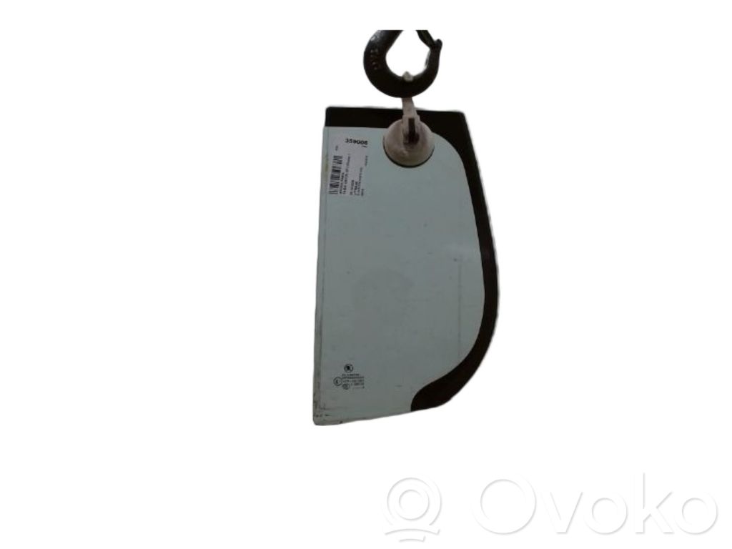 Skoda Fabia Mk2 (5J) Rear side window