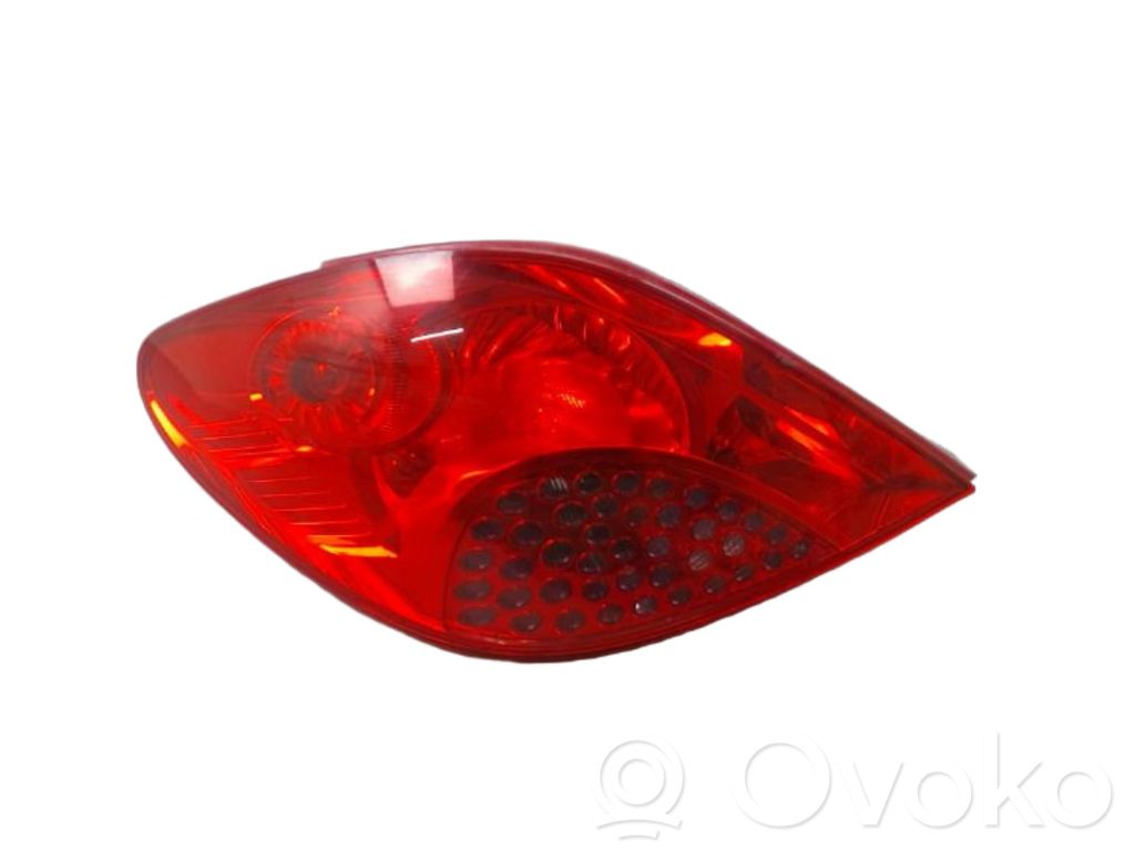 Peugeot 207 Rear/tail lights 