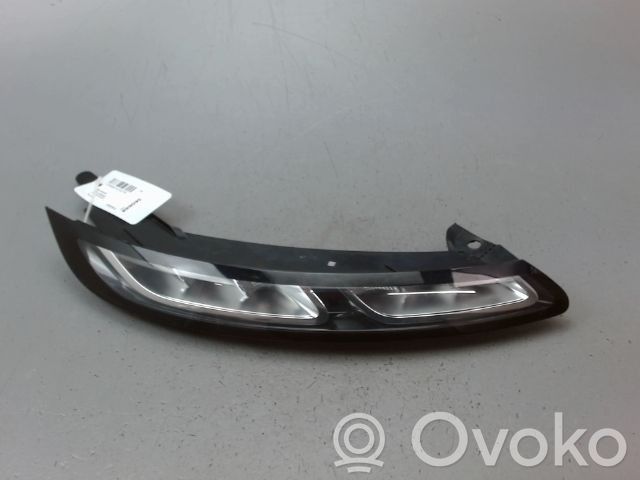 Citroen C4 Cactus Proiector lumini zi LED 