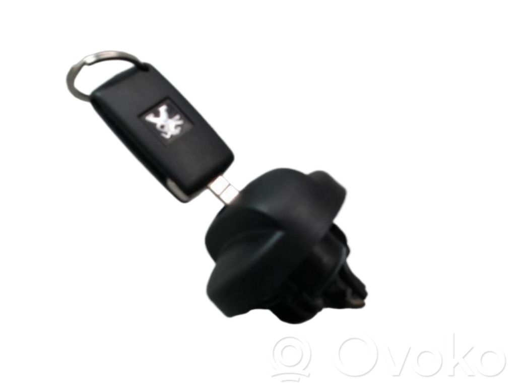 Peugeot 1007 Korek wlewu paliwa