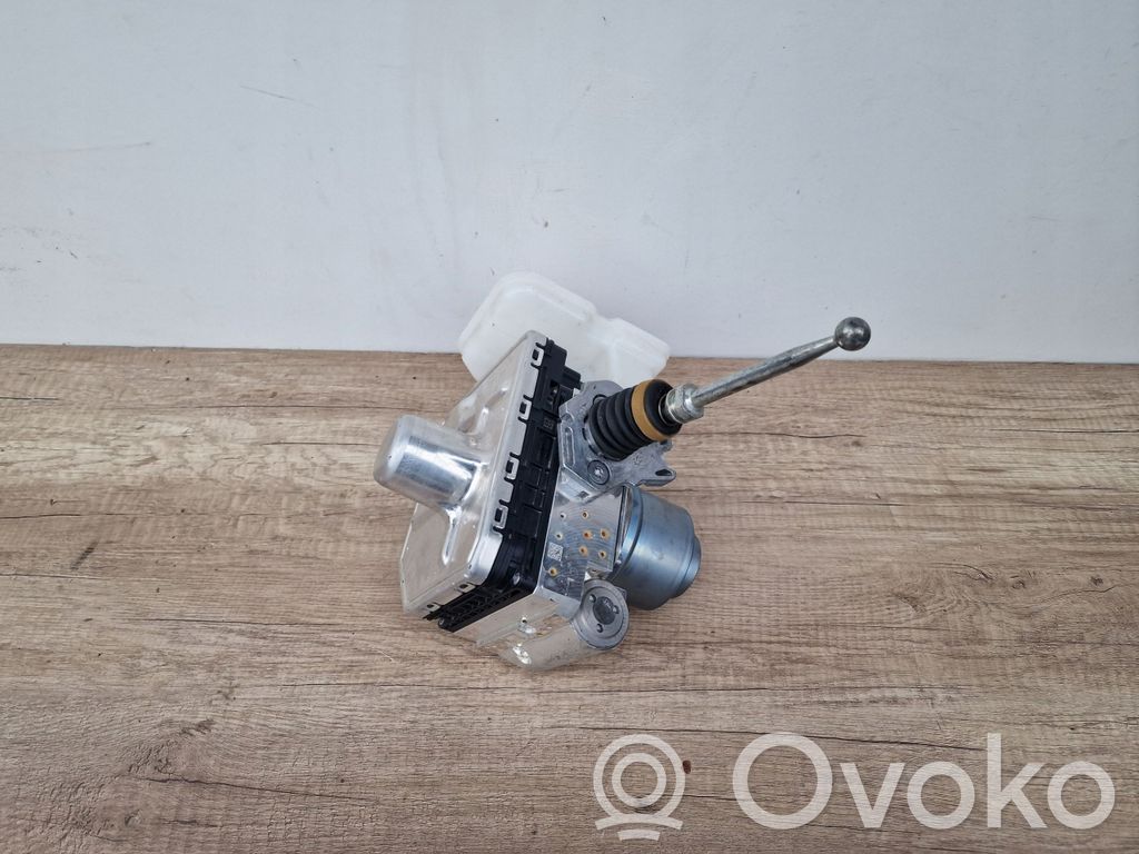 Audi e-tron ABS Blokas 