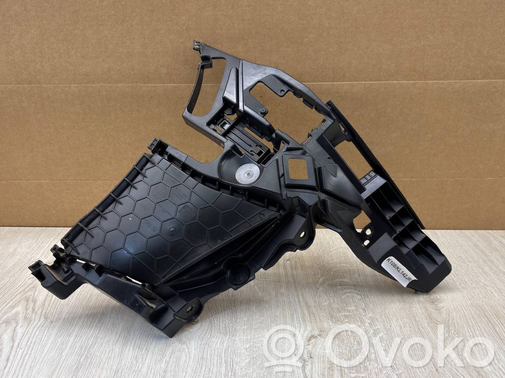 Volkswagen ID.7 Front bumper mounting bracket 