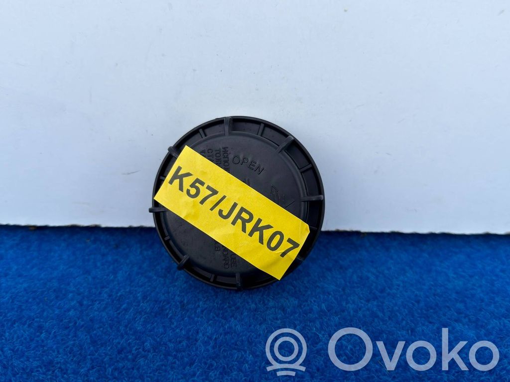 Headlight/headlamp dust cover   13562