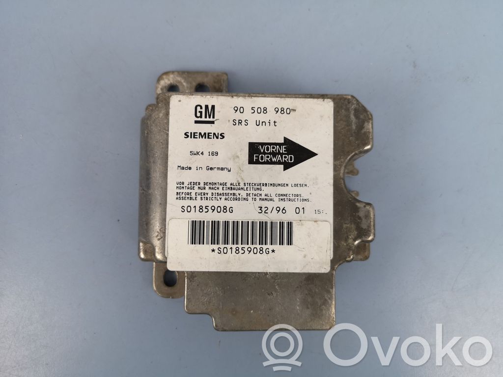 Opel Vectra B Airbag control unit/module 