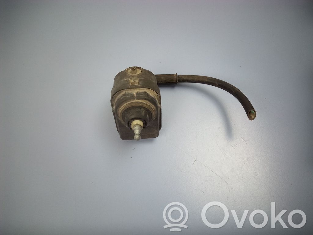 Renault 19 Headlight level adjustment motor 
