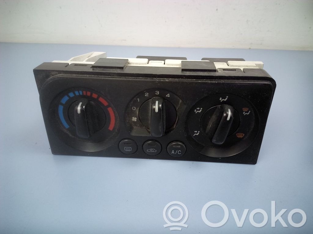 Subaru Legacy Climate control unit 