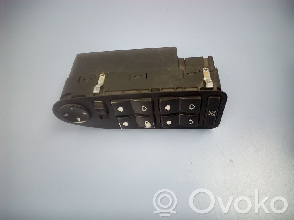 BMW 5 E39 Electric window control switch 