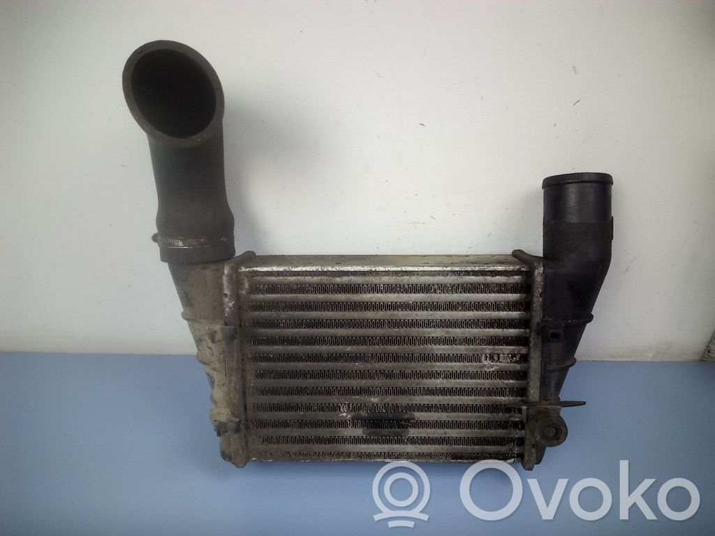 Chłodnica powietrza doładowującego / Intercooler   058145805D,1435601