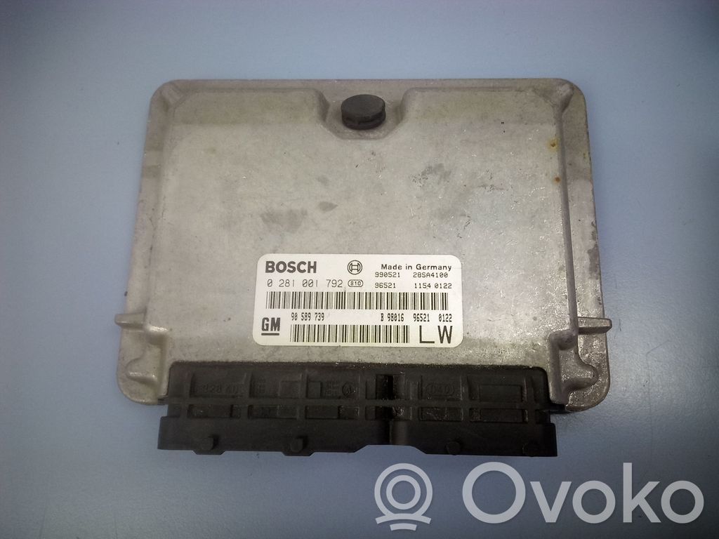 Opel Frontera B Engine control unit/module 