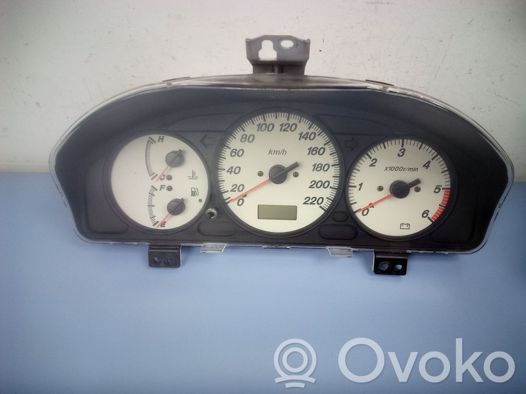 Mazda Premacy Speedometer (instrument cluster) 