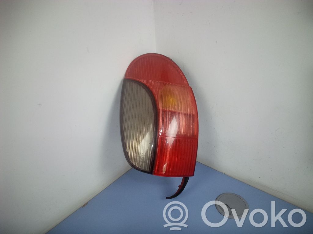 Peugeot 306 Tailgate rear/tail lights 