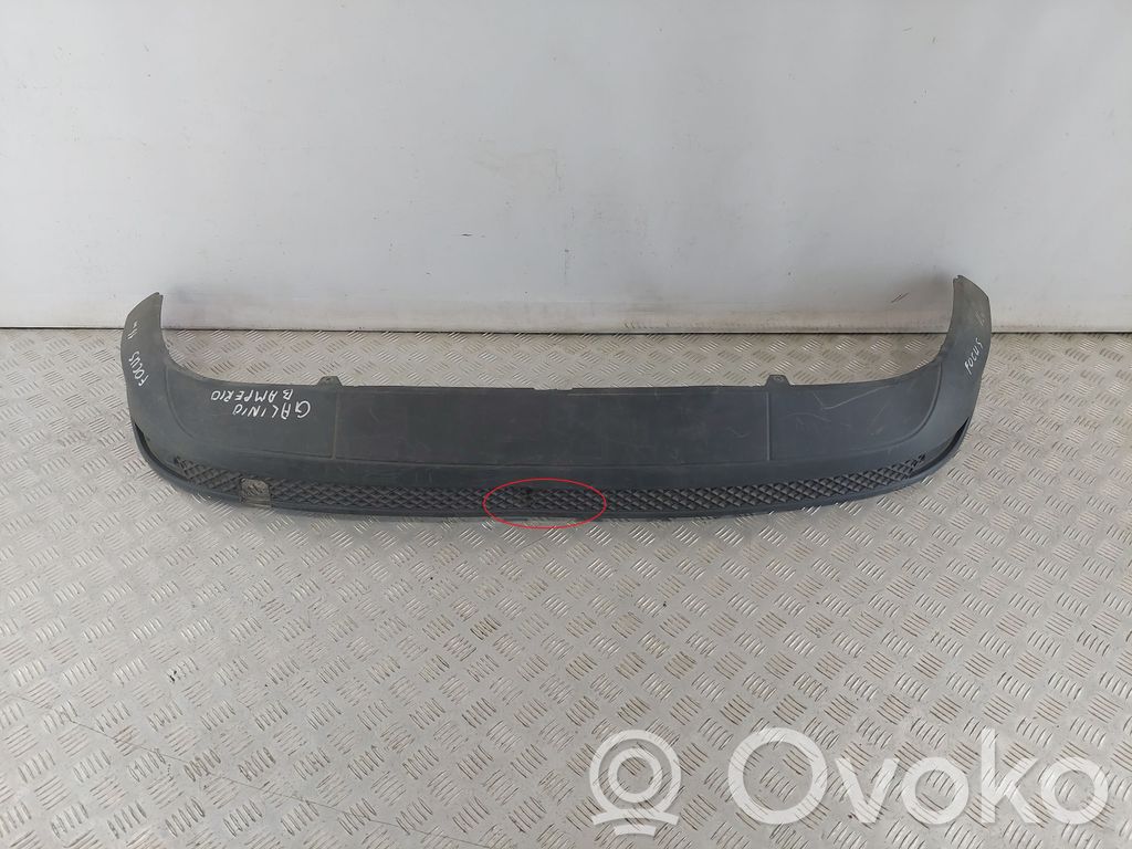 Ford Focus Apatinė bamperio dalis 