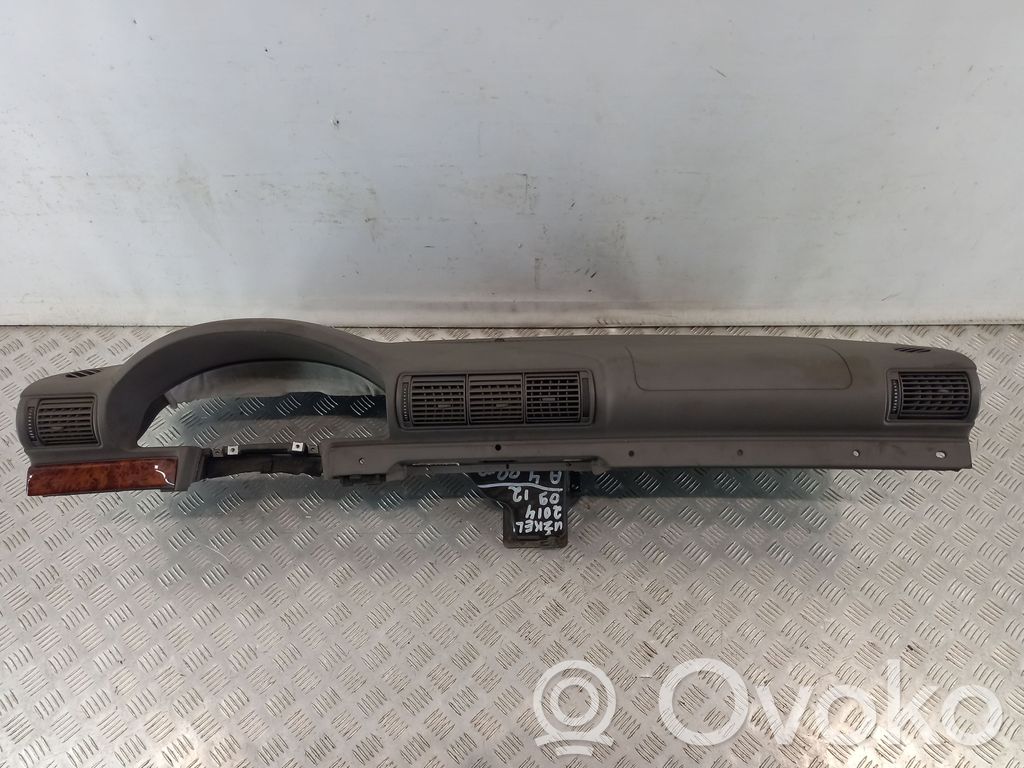Audi A4 S4 B5 8D Panelė 