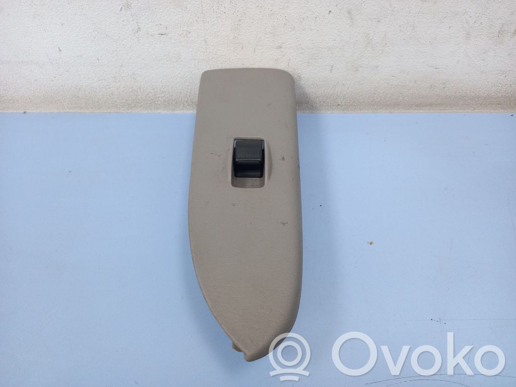 Mazda 323 F Electric window control switch 
