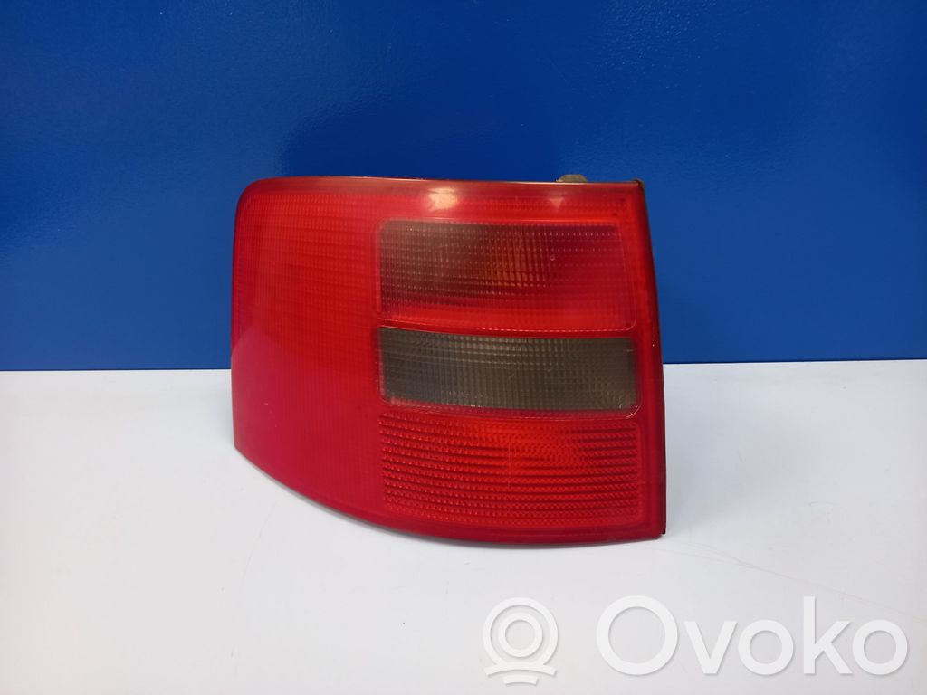 Audi A6 S6 C5 4B Lampa tylna 