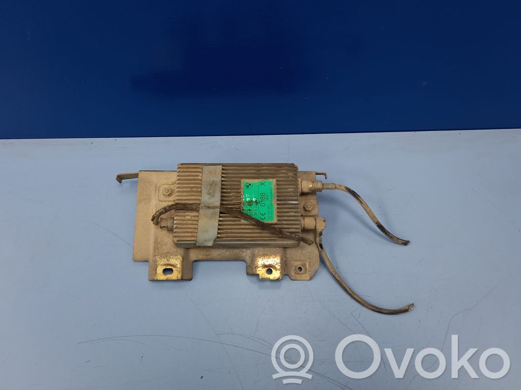 BMW 5 E39 Aerial antenna amplifier 