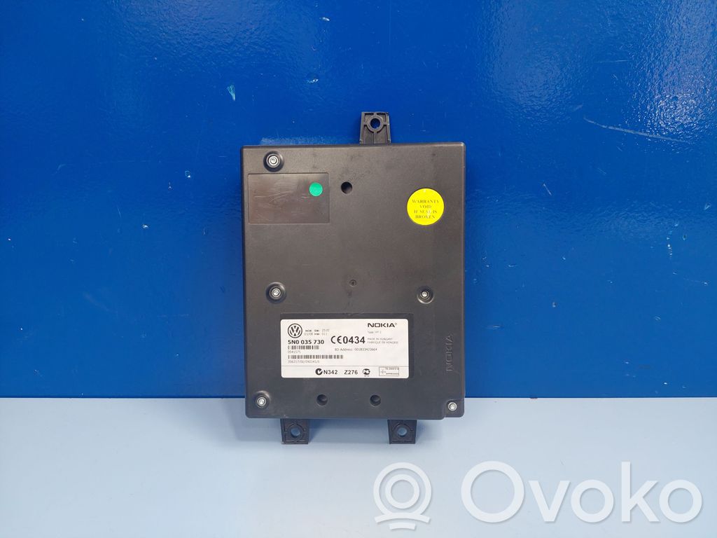 Volkswagen PASSAT B6 Bluetooth control unit module 