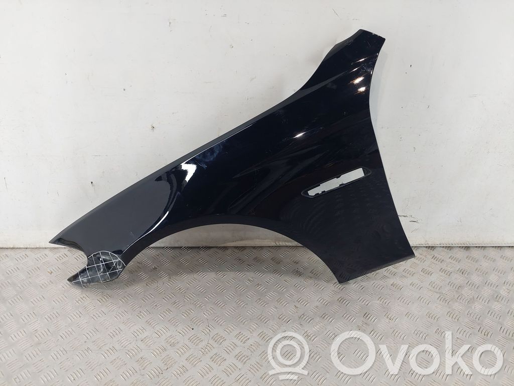 BMW 5 F10 F11 Spārns 