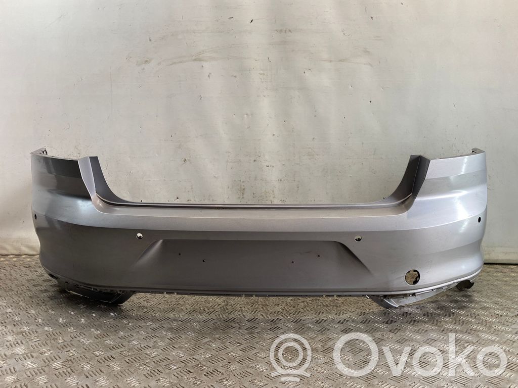 Volkswagen PASSAT B8 Parachoques 