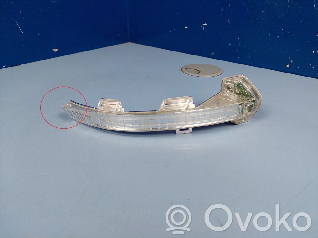 Volkswagen PASSAT B8 Mirror indicator light 