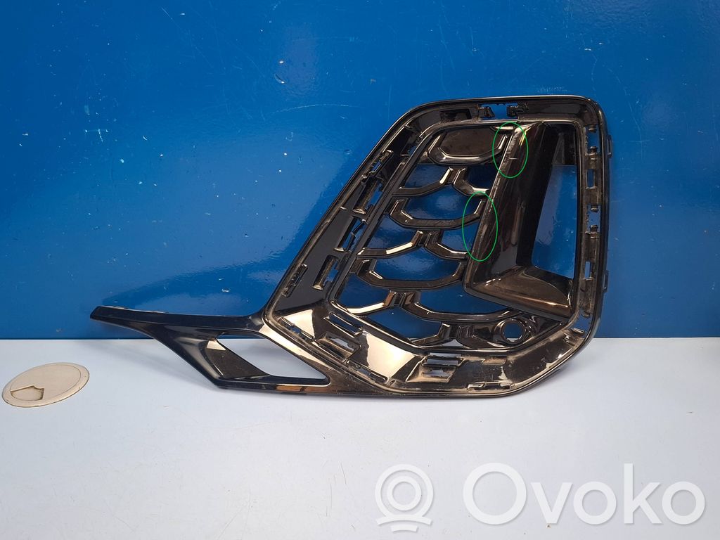Audi Q7 4M Mascherina inferiore del paraurti anteriore 