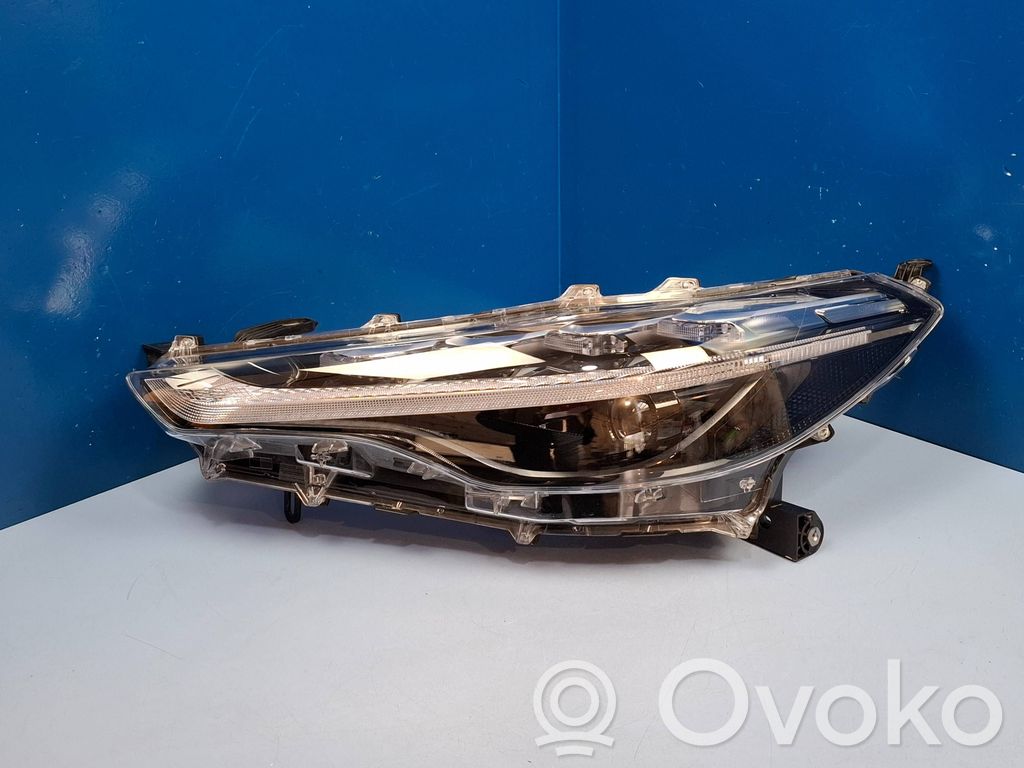 Toyota Corolla Cross Headlight/headlamp 