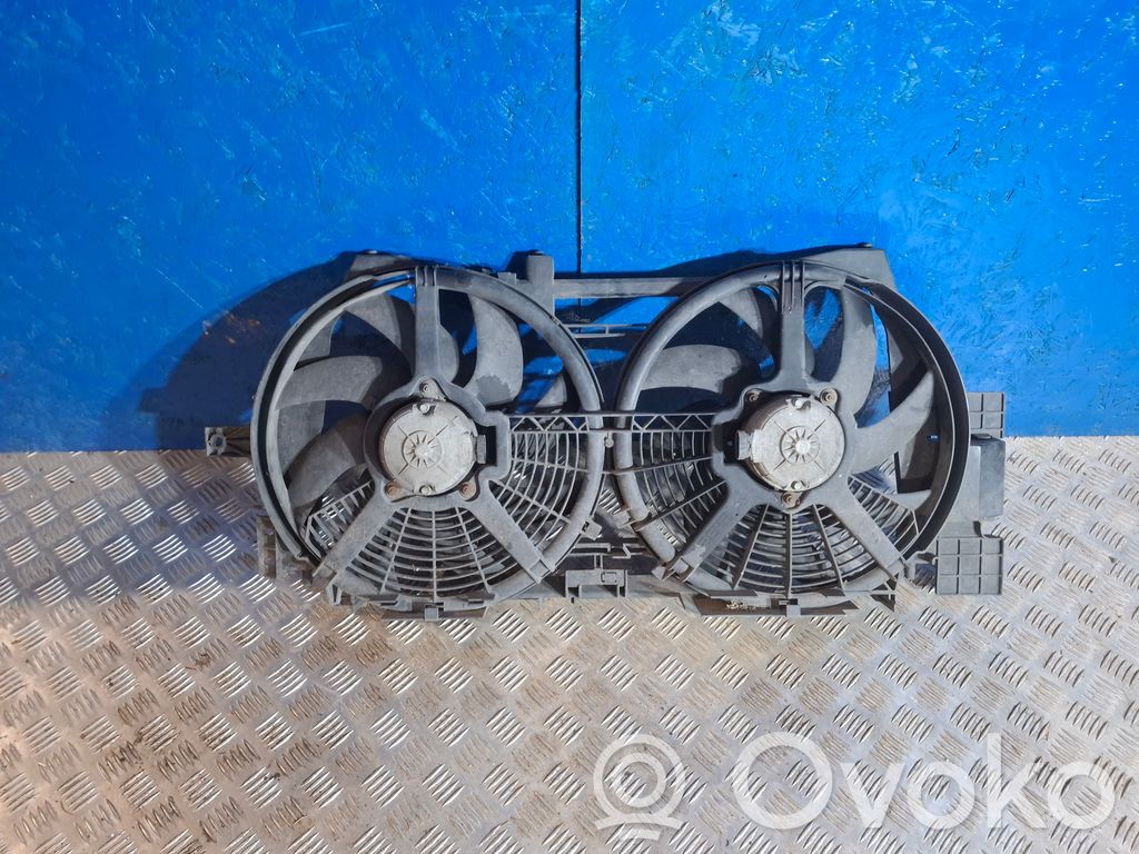 Renault Laguna I Radiator cooling fan shroud 