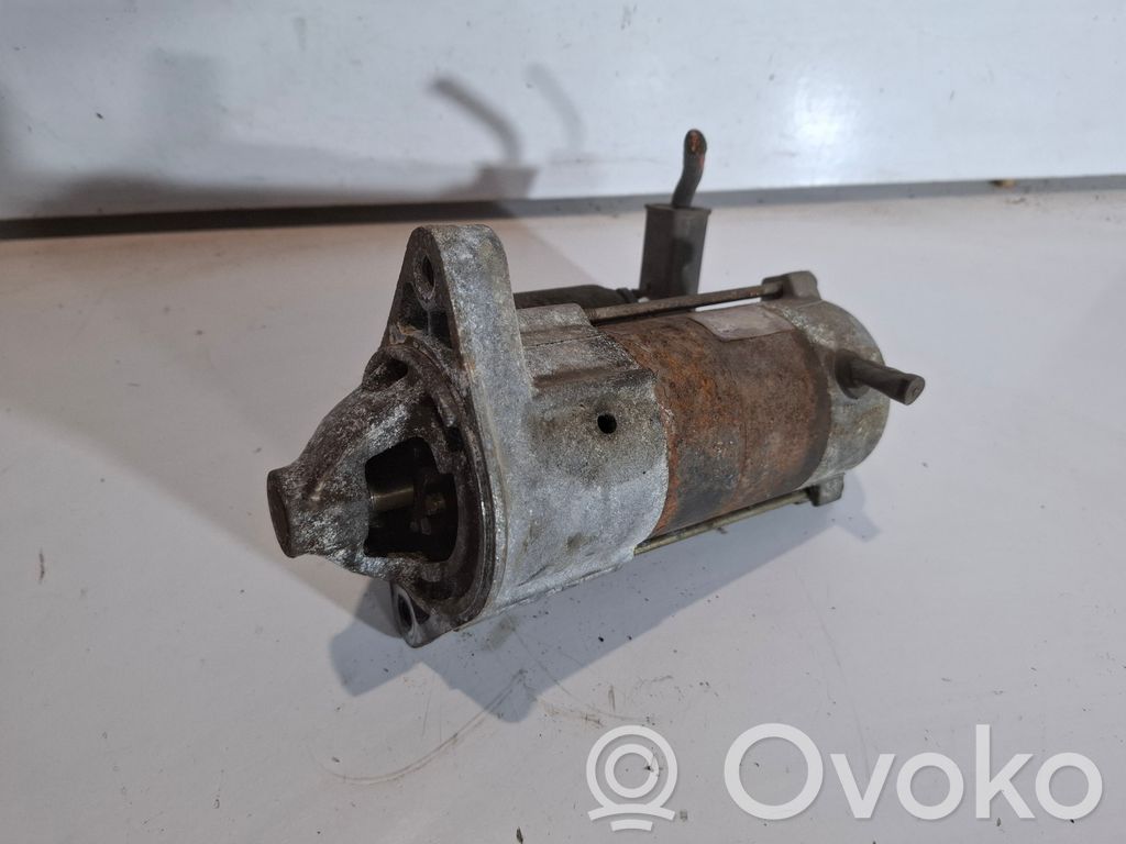 Toyota Starlet (P90) V Стартер 