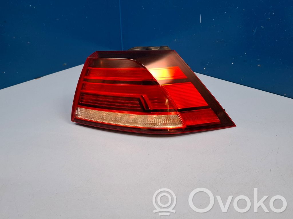 Volkswagen Golf VII Lampă spate în caroserie 