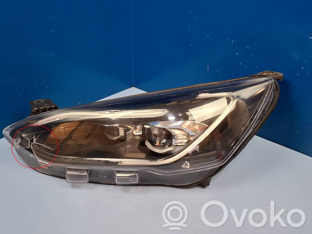 Ford Focus Headlight/headlamp 