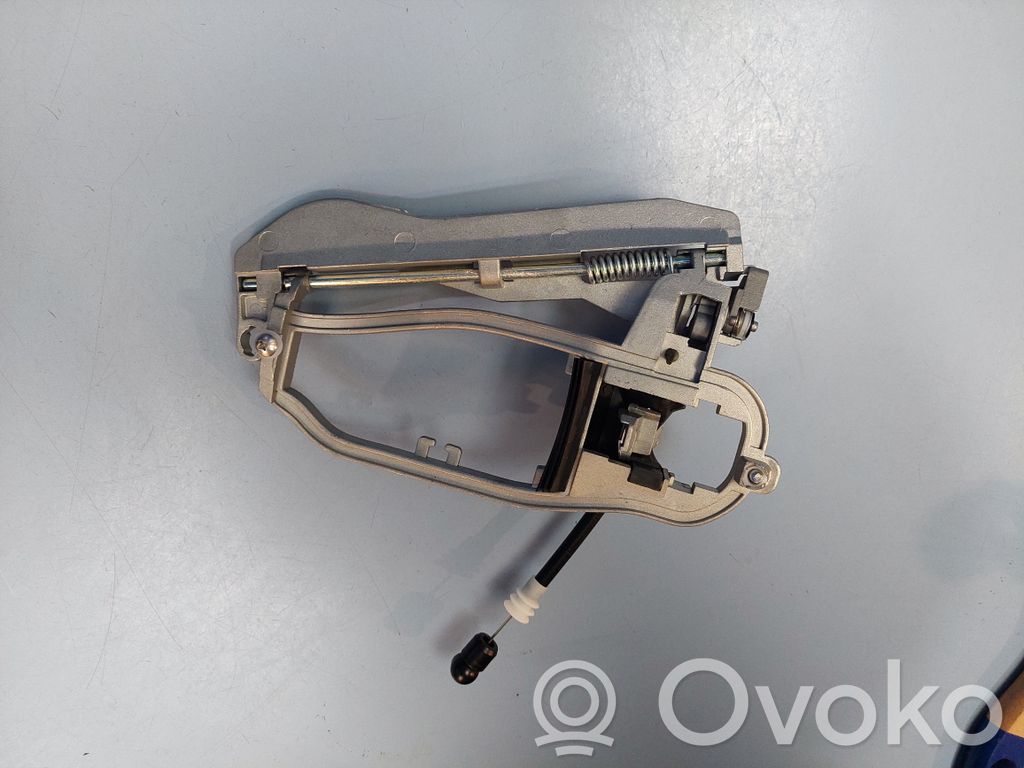 BMW X5 E53 Front door exterior handle/bracket 