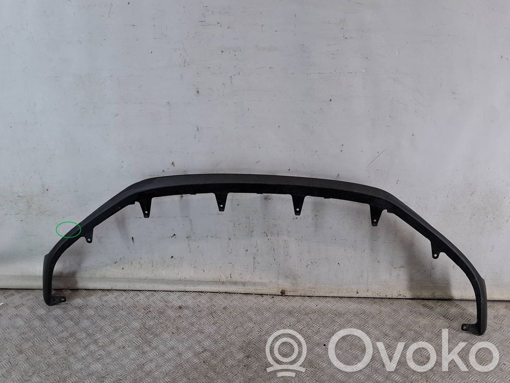 Lexus RX V Borde del parachoques delantero 