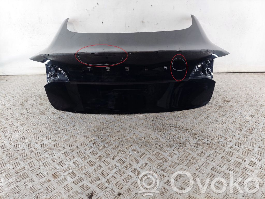 Tesla Model 3 Tailgate/trunk/boot lid 
