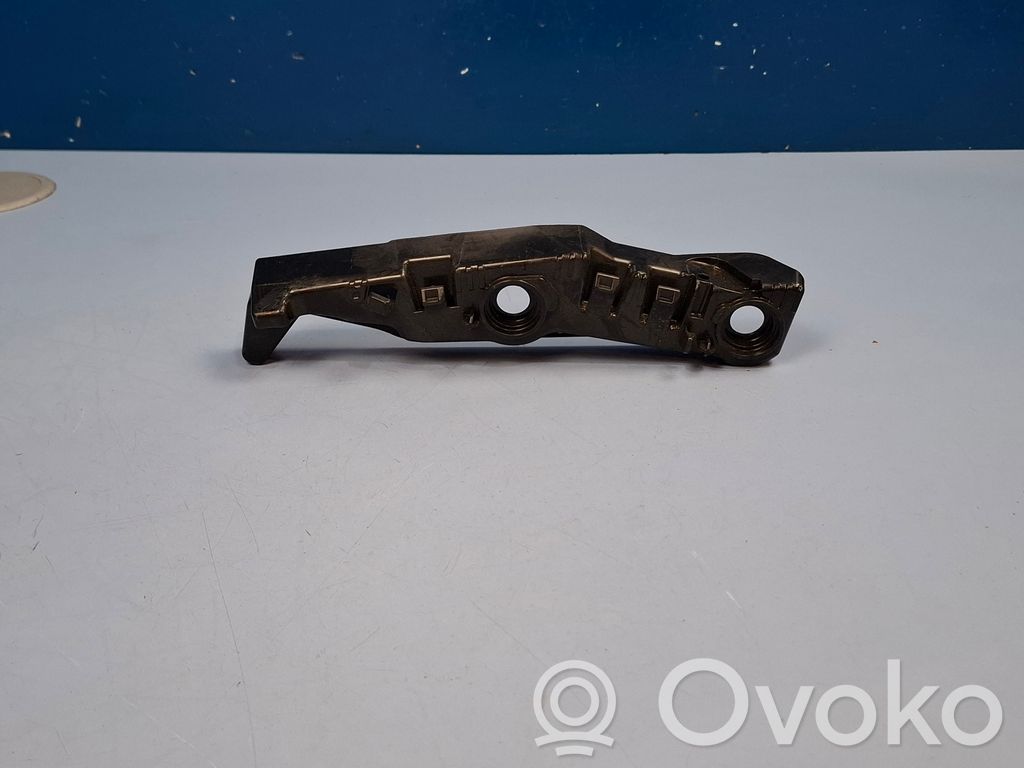 Audi e-tron Front bumper mounting bracket 