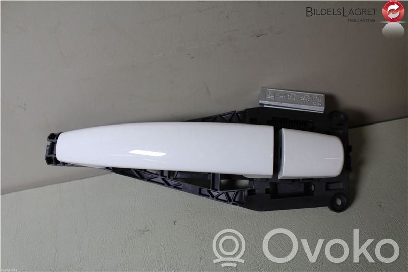 Opel Corsa E Manecilla externa puerta delantera 