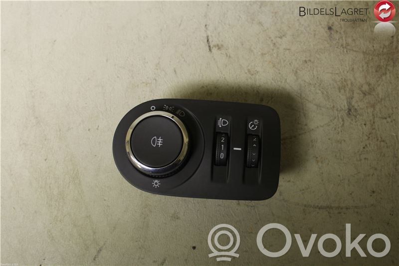 Opel Corsa E Interruptor de luz 