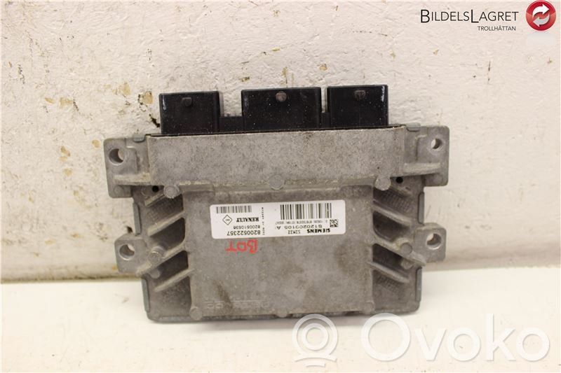Renault Clio III Unité de commande / module d'injection 