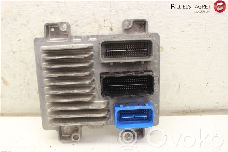Opel Astra J Injection control unit/module 