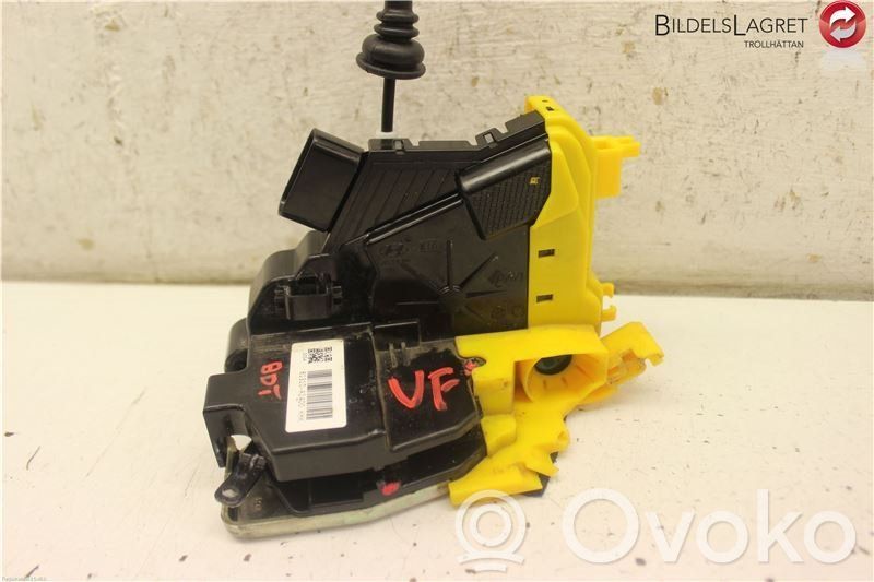 KIA Ceed Front door lock 