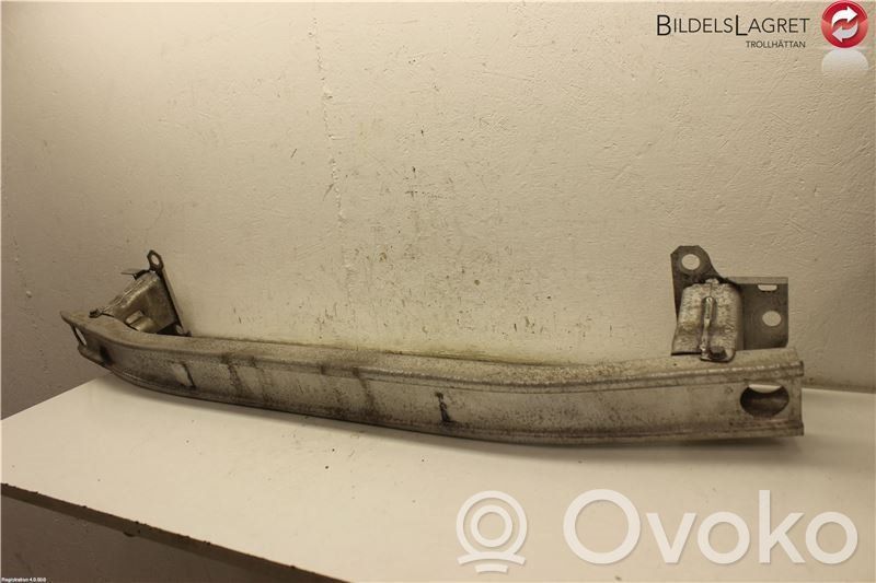 Renault Clio III Front bumper cross member 