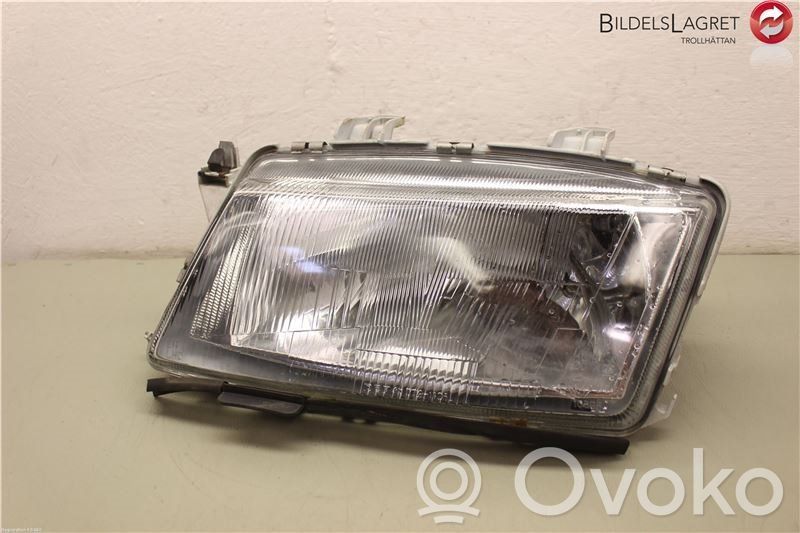 Saab 900 Headlight/headlamp 